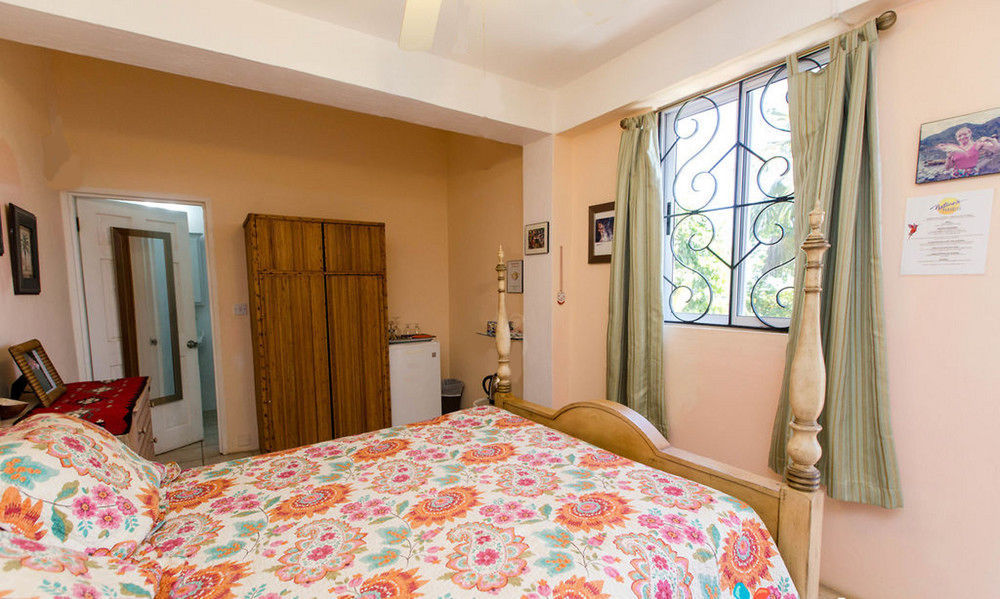 Nature'S Paradise Bed and Breakfast Bahía Marigot Exterior foto