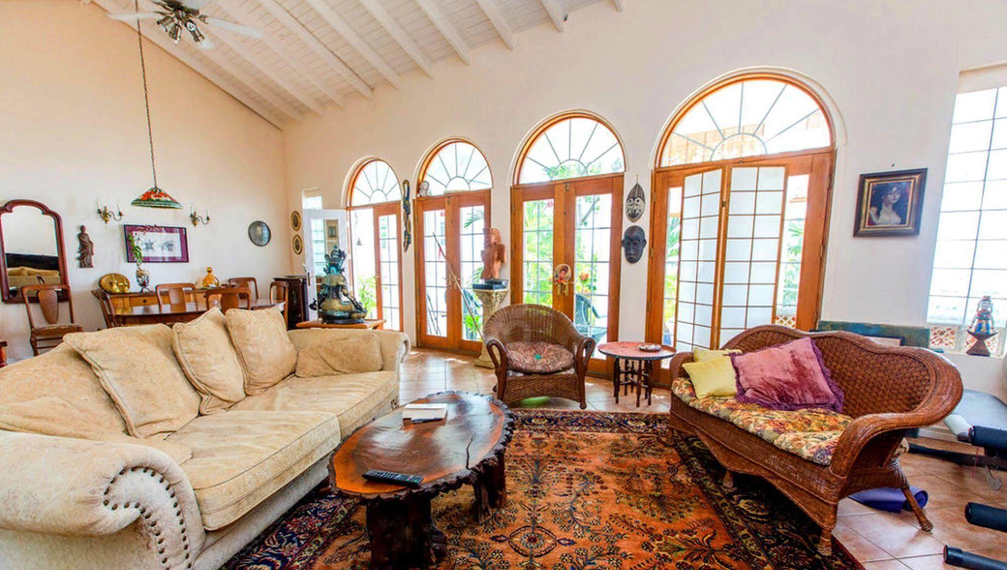 Nature'S Paradise Bed and Breakfast Bahía Marigot Exterior foto