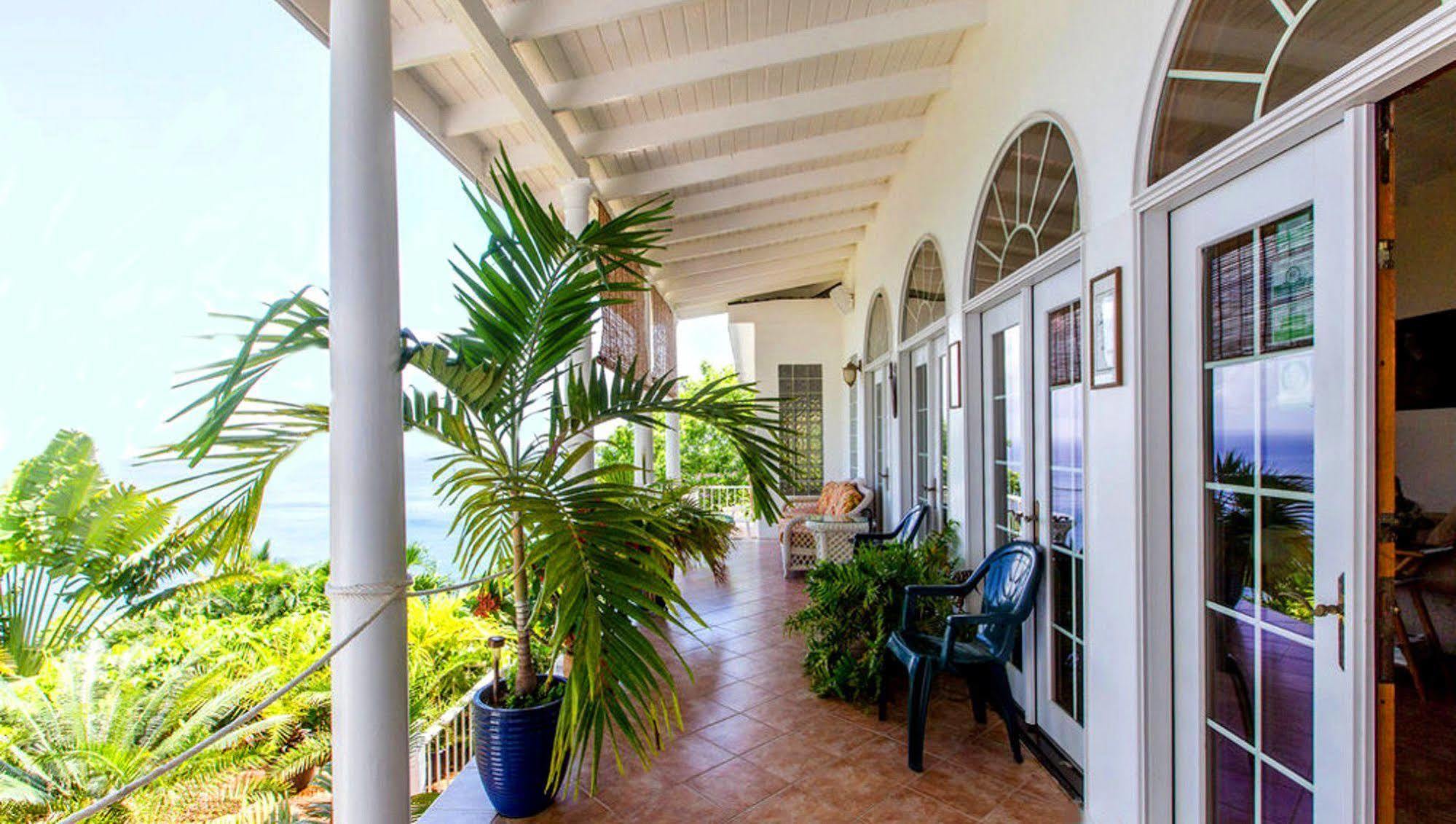 Nature'S Paradise Bed and Breakfast Bahía Marigot Exterior foto