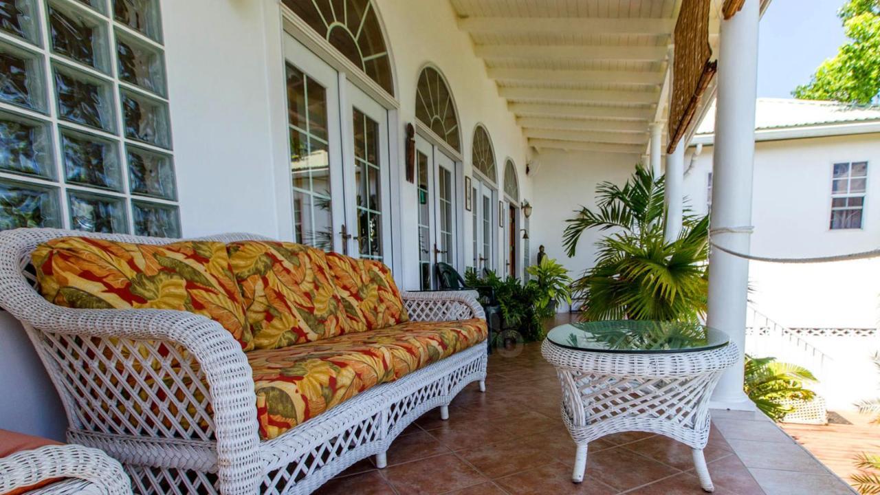 Nature'S Paradise Bed and Breakfast Bahía Marigot Exterior foto